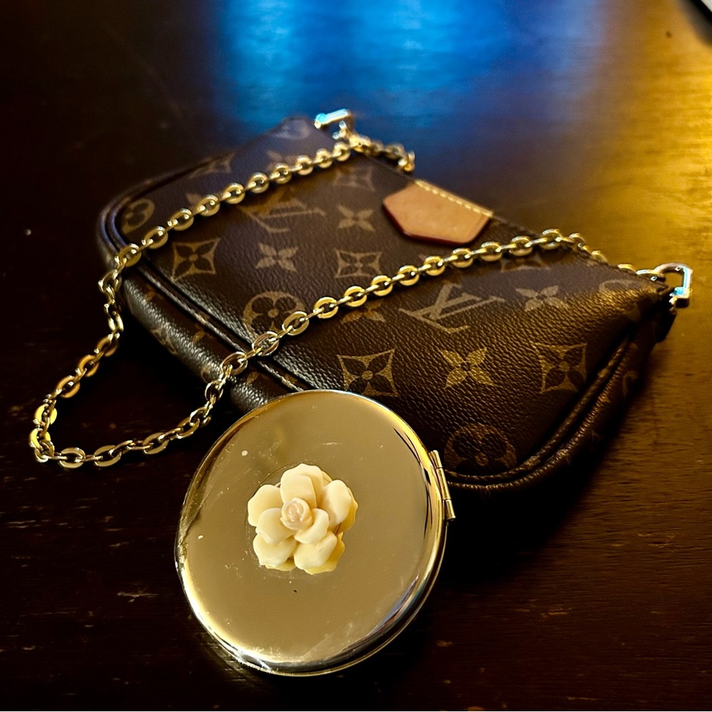 NEW Dolce & Gabbana Limited Edition Compact Mirror Foldable Gold Ceramic Flower